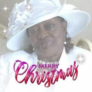 Meet your Posher, Dee dee